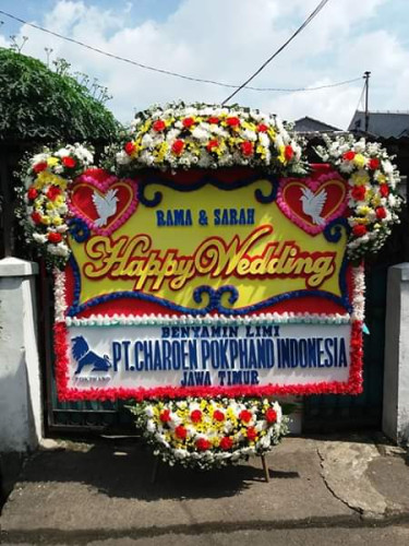 Karangan Bunga Pernikahan sabaru